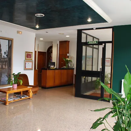 圣雅各布酒店 * 圣地亚哥－德孔波斯特拉