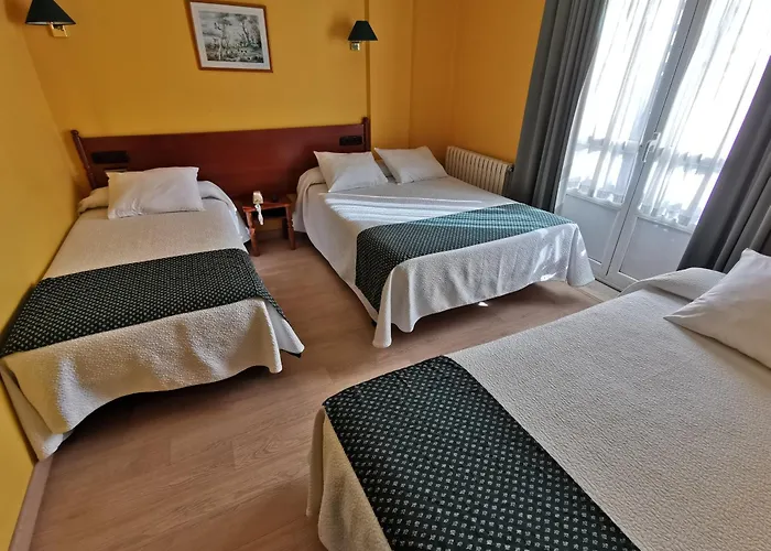 圣雅各布酒店 * 圣地亚哥－德孔波斯特拉