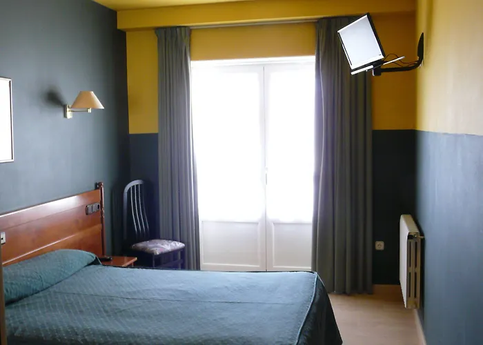 圣雅各布酒店 * 圣地亚哥－德孔波斯特拉