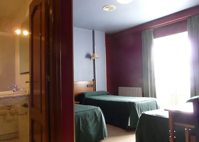 圣雅各布酒店 *